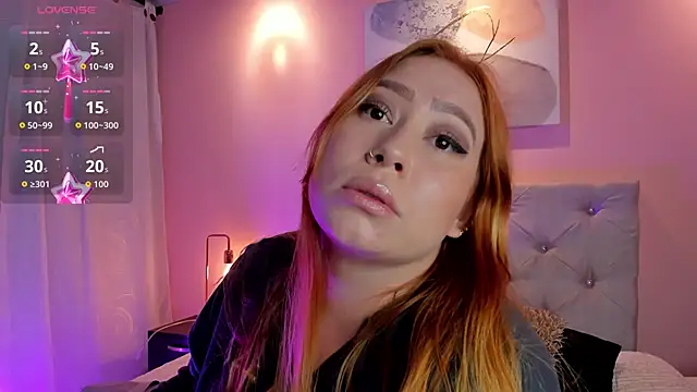 Snapshot of hannamartinn chatting on 20, 11, 2025 hannamartinn online show from 20, 11, 2025