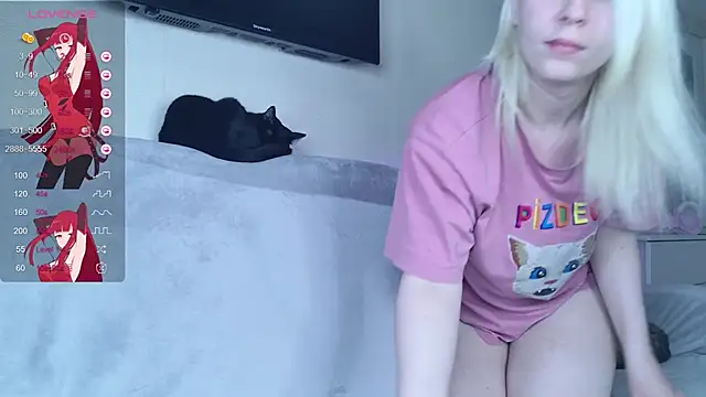 Evelyn rabbit online show from 19, 3, 2025