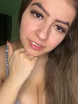 eleonoree online show from 2, 2, 2025