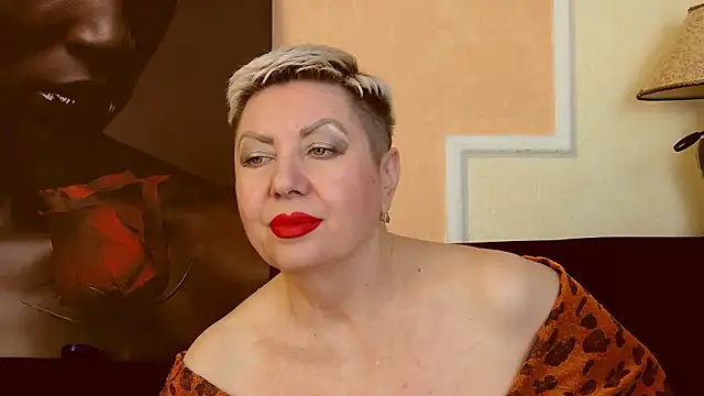 LadyPosh online show from 5, 12, 2024