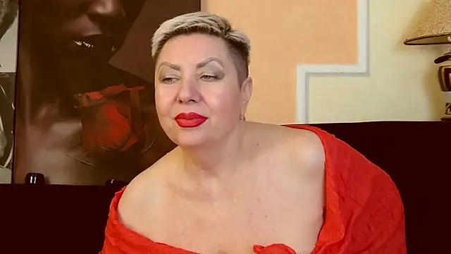 LadyPosh online show from 7, 12, 2024