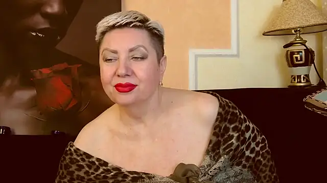 LadyPosh online show from 11, 12, 2024