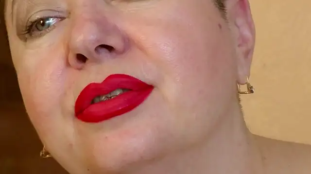 LadyPosh online show from 12, 12, 2024