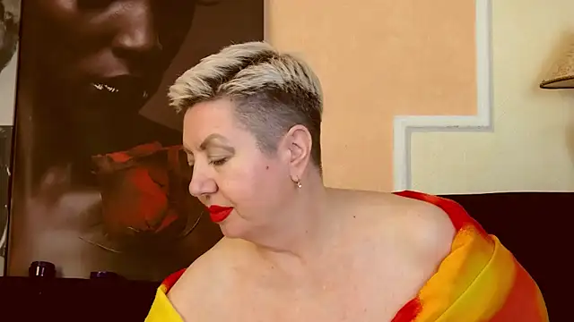 LadyPosh online show from 13, 12, 2024