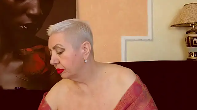 LadyPosh online show from 9, 10, 2025