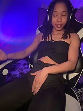 thebrattygoddess online show from 5, 2, 2025