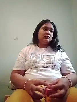 Snapshot of Indianbloom- chatting on 10, 11, 2025 Indianbloom- online show from 10, 11, 2025