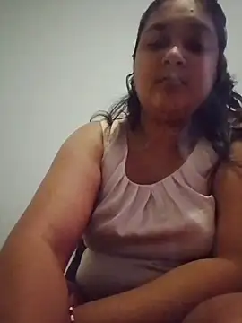 Snapshot of Indianbloom- chatting on 13, 11, 2025 Indianbloom- online show from 13, 11, 2025