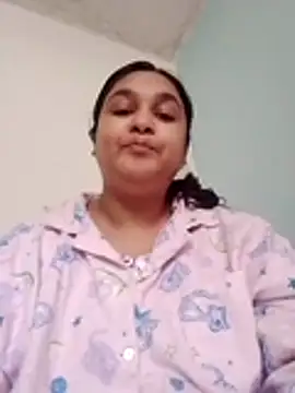 Snapshot of Indianbloom- chatting on 16, 11, 2025 Indianbloom- online show from 16, 11, 2025