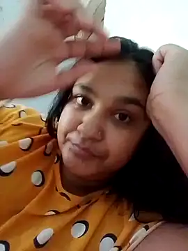 Snapshot of Indianbloom- chatting on 14, 12, 2025 Indianbloom- online show from 14, 12, 2025