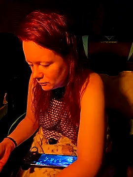 Snapshot of LilTokez chatting on 4, 3, 2026 LilTokez online show from 4, 3, 2026