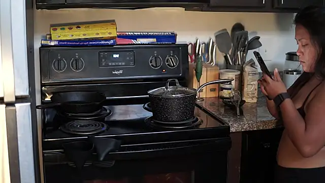 Bubbleliyah online show from 3, 12, 2024