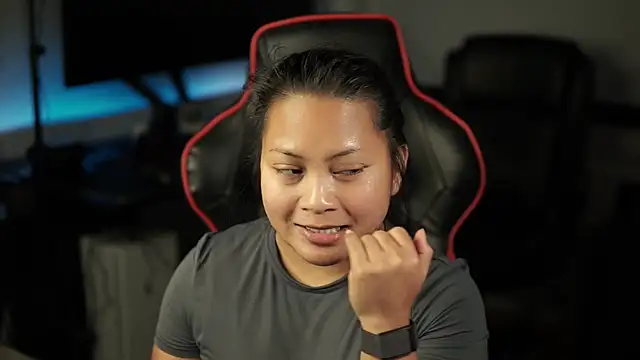 Bubbleliyah online show from 1, 1, 2025