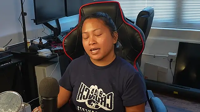 Bubbleliyah online show from 24, 2, 2025