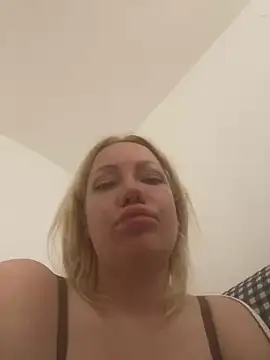 SofiaJoy online show from 4, 5, 2026