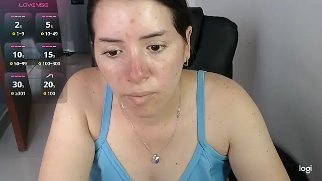 spicey latina online show from 5, 5, 2026