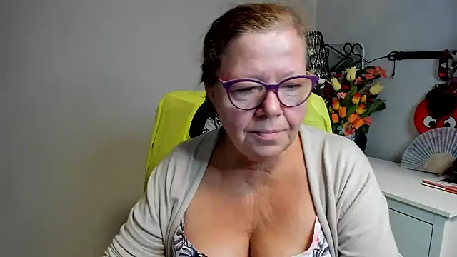 Adelewildx online show from 3, 7, 2026