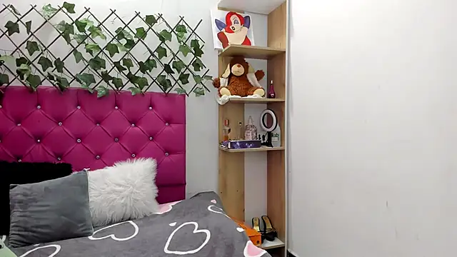 Snapshot of BellaBellosinia chatting on 10, 1, 2026 BellaBellosinia online show from 10, 1, 2026