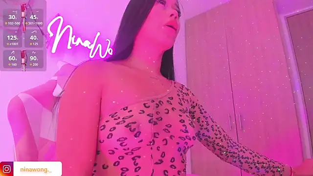 NinaWong online show from 10, 9, 2025