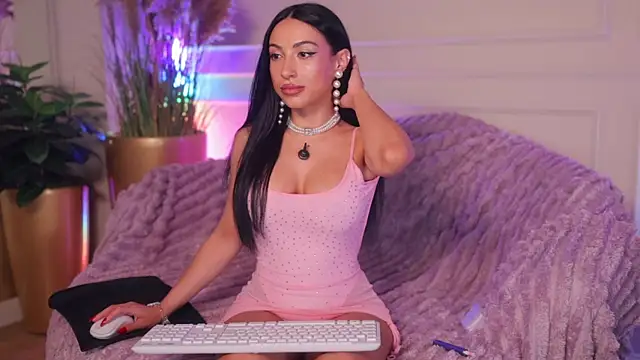 Anais Bloom online show from 11, 7, 2026