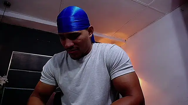 Snapshot of teddyfit19cm chatting on 26, 9, 2025 teddyfit19cm online show from 26, 9, 2025