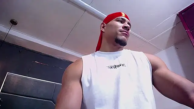 Snapshot of teddyfit19cm chatting on 13, 11, 2025 teddyfit19cm online show from 13, 11, 2025