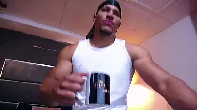 Snapshot of teddyfit19cm chatting on 6, 3, 2026 teddyfit19cm online show from 6, 3, 2026