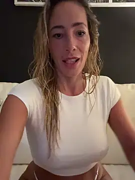 SweeetAlegra online show from 3, 8, 2026