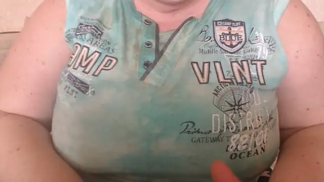 Amy August online show from 4, 5, 2026