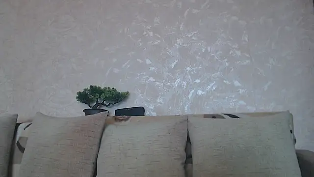 Snapshot of Amy_August chatting on 17, 5, 2026 Amy August online show from 17, 5, 2026