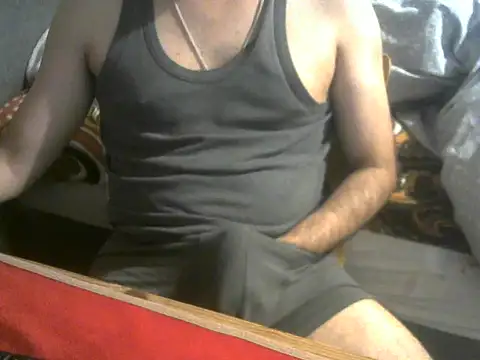 Snapshot of desiloverboy chatting on 1, 11, 2025 desiloverboy online show from 1, 11, 2025
