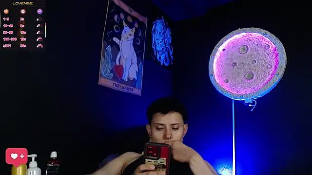 girl intense444 online show from 19, 3, 2026