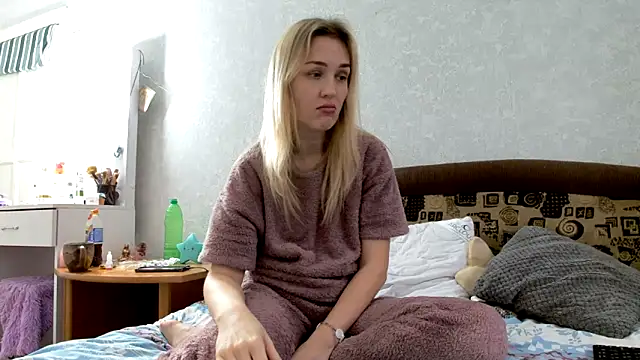 ModelEva online show from 1, 2, 2025