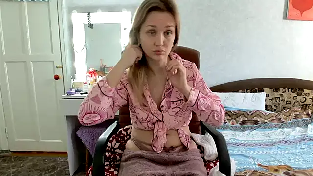 ModelEva online show from 16, 2, 2025