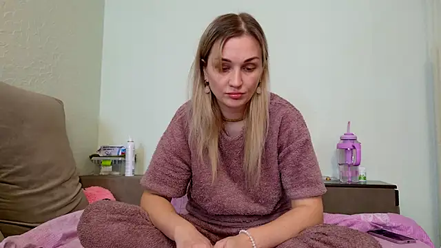 ModelEva online show from 15, 2, 2026