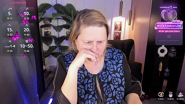 ScarlettSoft online show from 11, 5, 2026