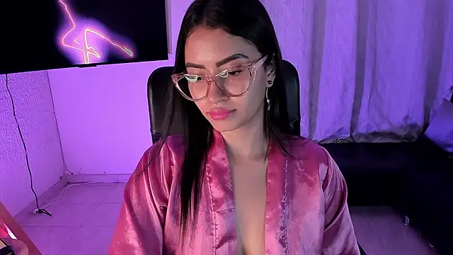 PaulinaBelushi online show from 13, 2, 2025