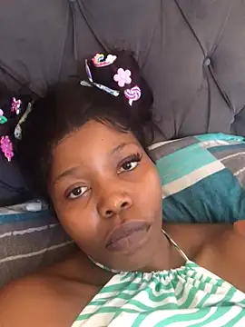 Snapshot of cherryontopy chatting on 29, 12, 2024 cherryontopy online show from 29, 12, 2024