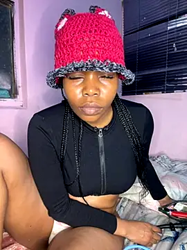 Snapshot of cherryontopy chatting on 9, 9, 2025 cherryontopy online show from 9, 9, 2025