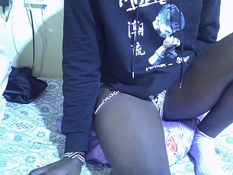 EbonyMina  online show from 1, 12, 2025