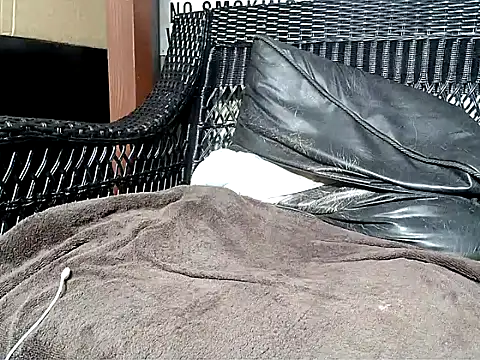 Snapshot of HungHawaiian808@xh chatting on 14, 3, 2025 HungHawaiian808xh online show from 14, 3, 2025