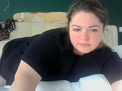 cute  cherry online show from 28, 7, 2026
