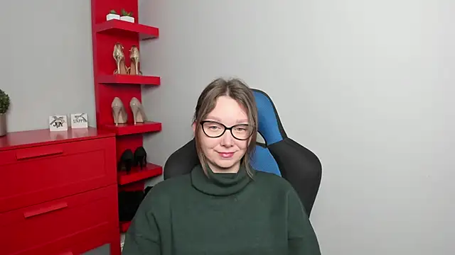 Cookie zoe online show from 12, 11, 2025