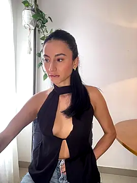 Snapshot of _Amatista chatting on 8, 11, 2025 Amatista online show from 8, 11, 2025