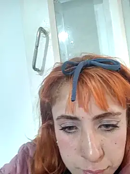 sarah lovesu online show from 3, 10, 2025