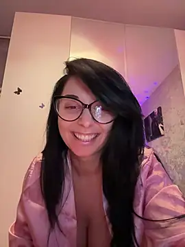 Snapshot of YreneRay chatting on 26, 12, 2024 YreneRay online show from 26, 12, 2024