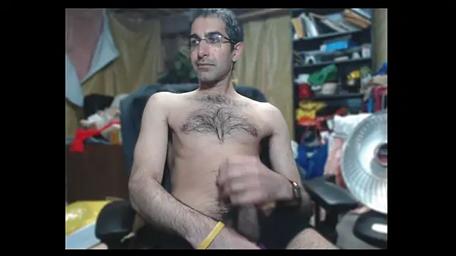 Snapshot of Gsmile1 chatting on 22, 12, 2024 Gsmile1 online show from 22, 12, 2024