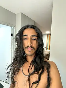 Snapshot of jrrichforever chatting on 5, 11, 2025 jrrichforever online show from 5, 11, 2025