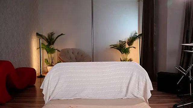 KittyCaitlin online show from 26, 4, 2026