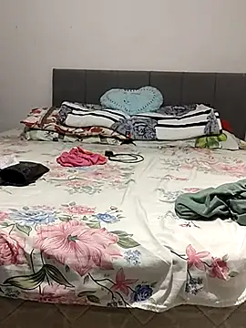 Snapshot of NeydeHotWife chatting on 18, 3, 2025 NeydeHotWife online show from 18, 3, 2025